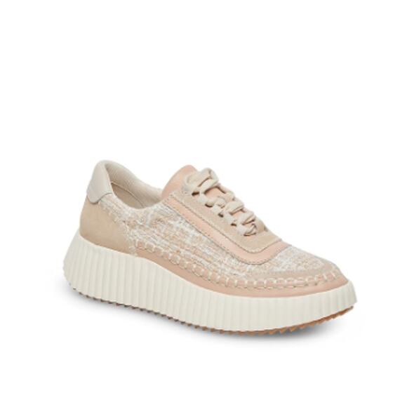 Dolce Vita Women's Dolen Leather Sneaker Size 7 Ivory Tan Lace-Up Closure NIB - Picture 1 of 11